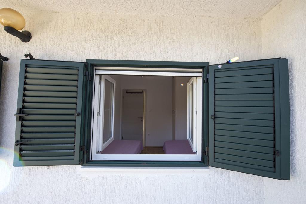 Apartment Jure Slatine Buitenkant foto