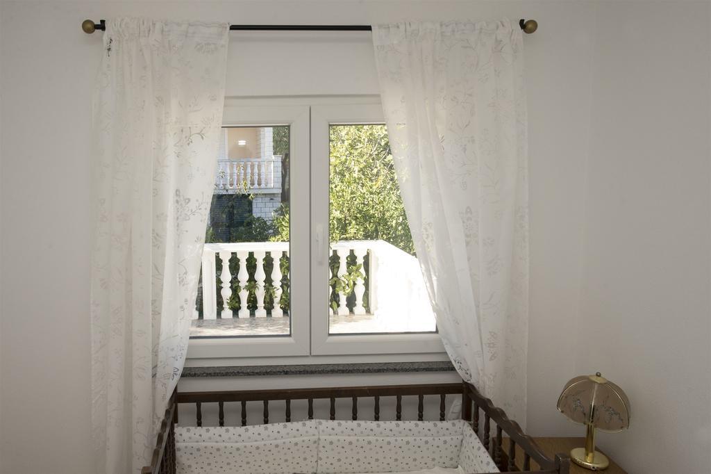 Apartment Jure Slatine Buitenkant foto