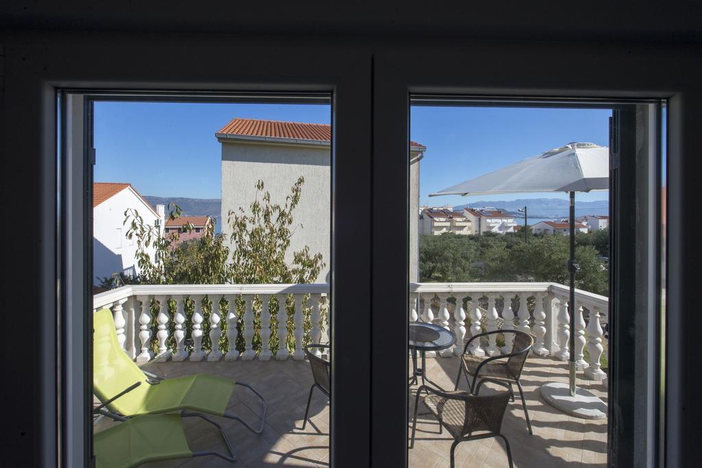 Apartment Jure Slatine Buitenkant foto