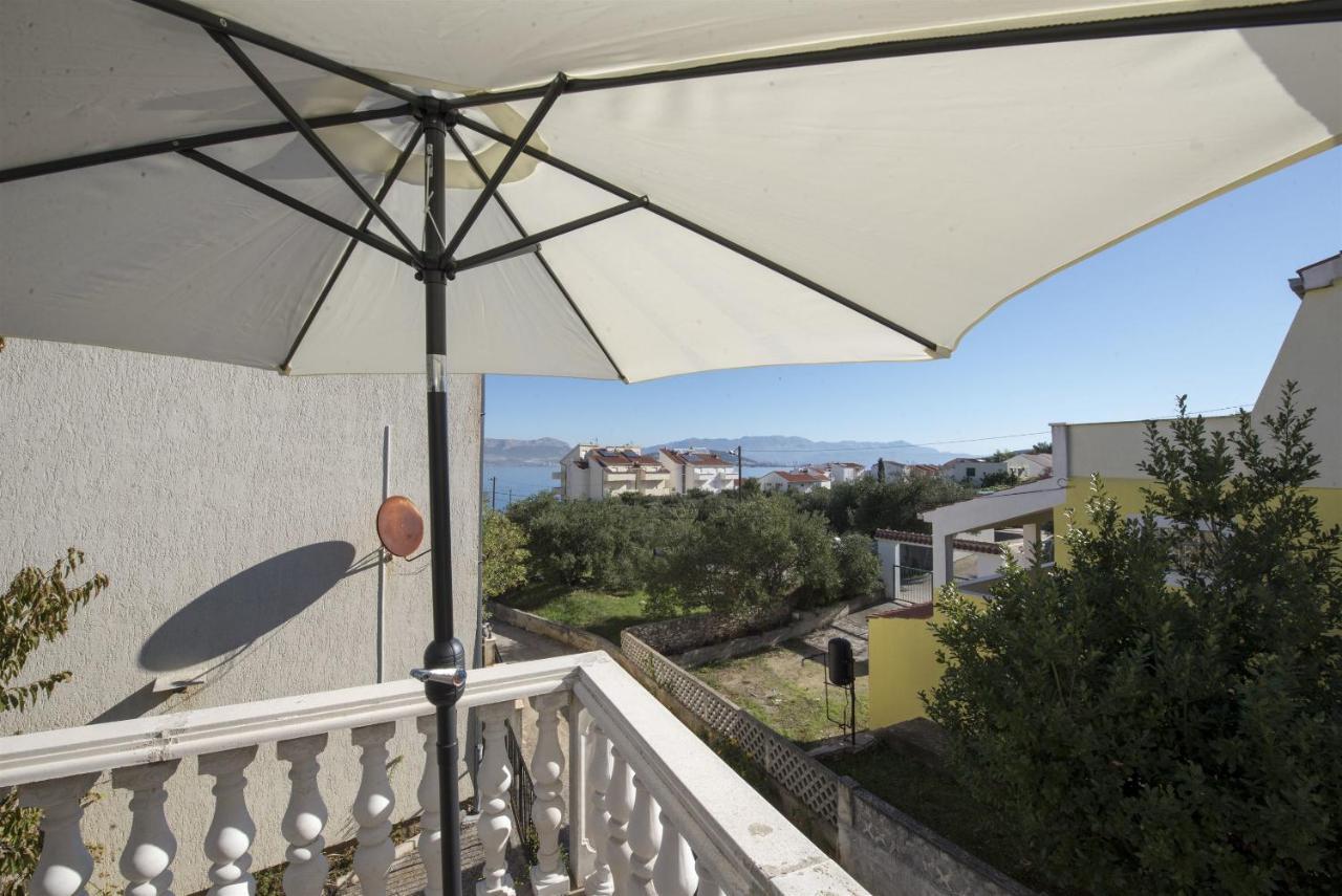 Apartment Jure Slatine Buitenkant foto